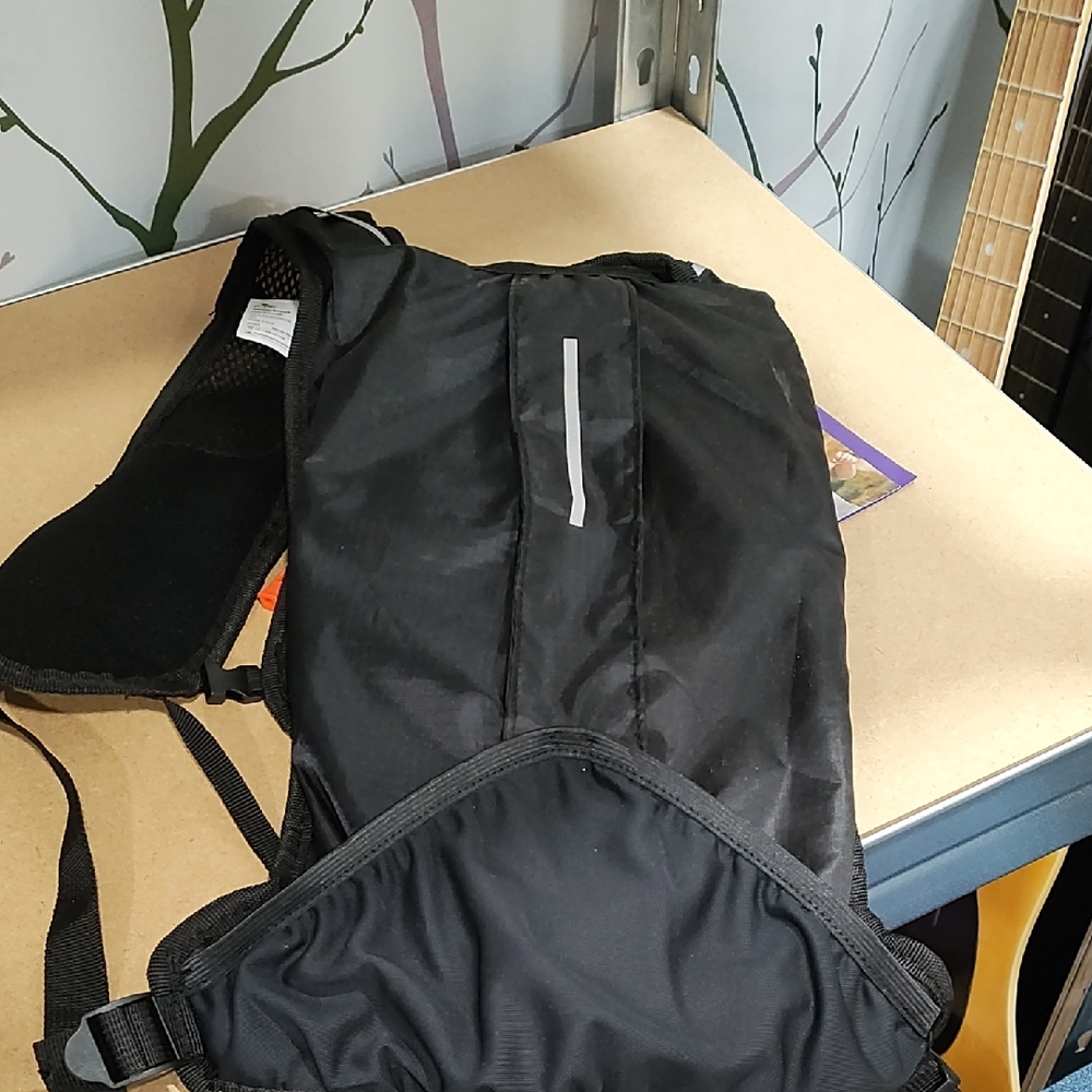 Black Men/Women Hydration Backpack